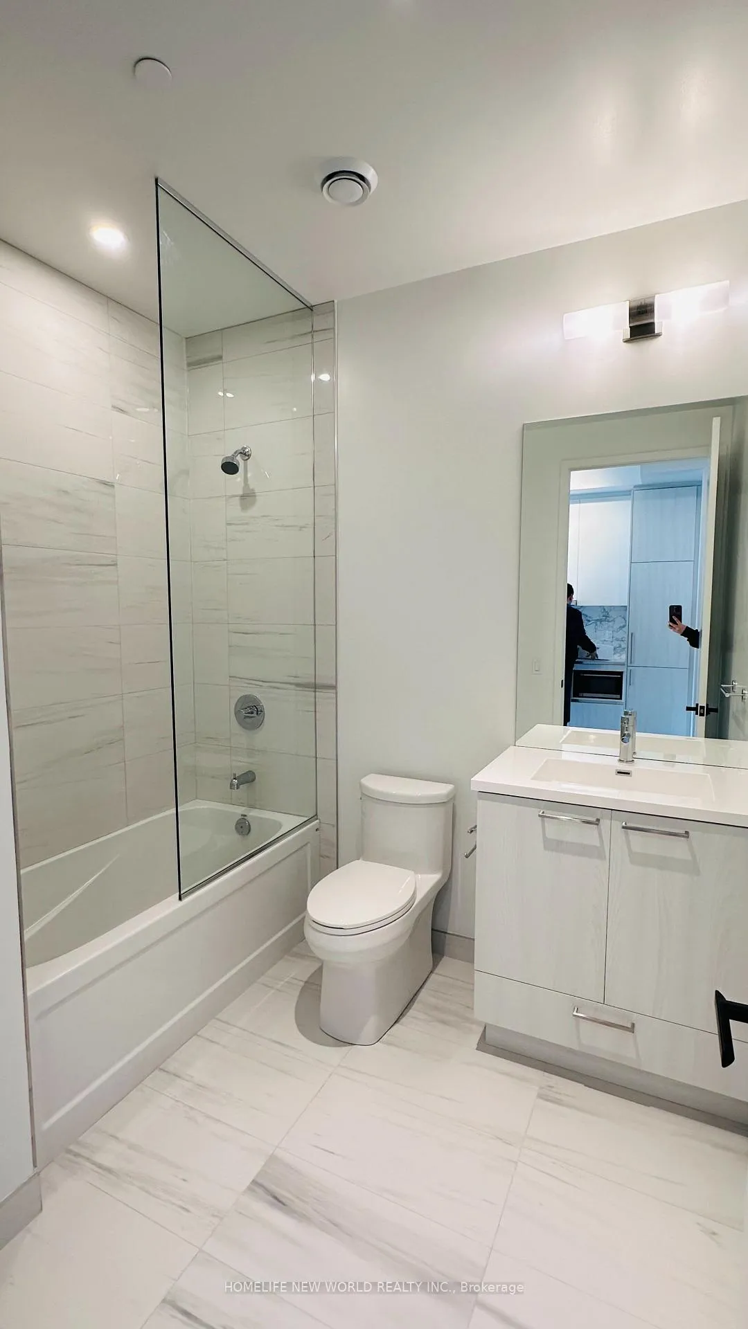Photo 11 of Unit 1607, 225 Commerce St Street, Vaughan, Vaughan Corporate Centre — HOMEH