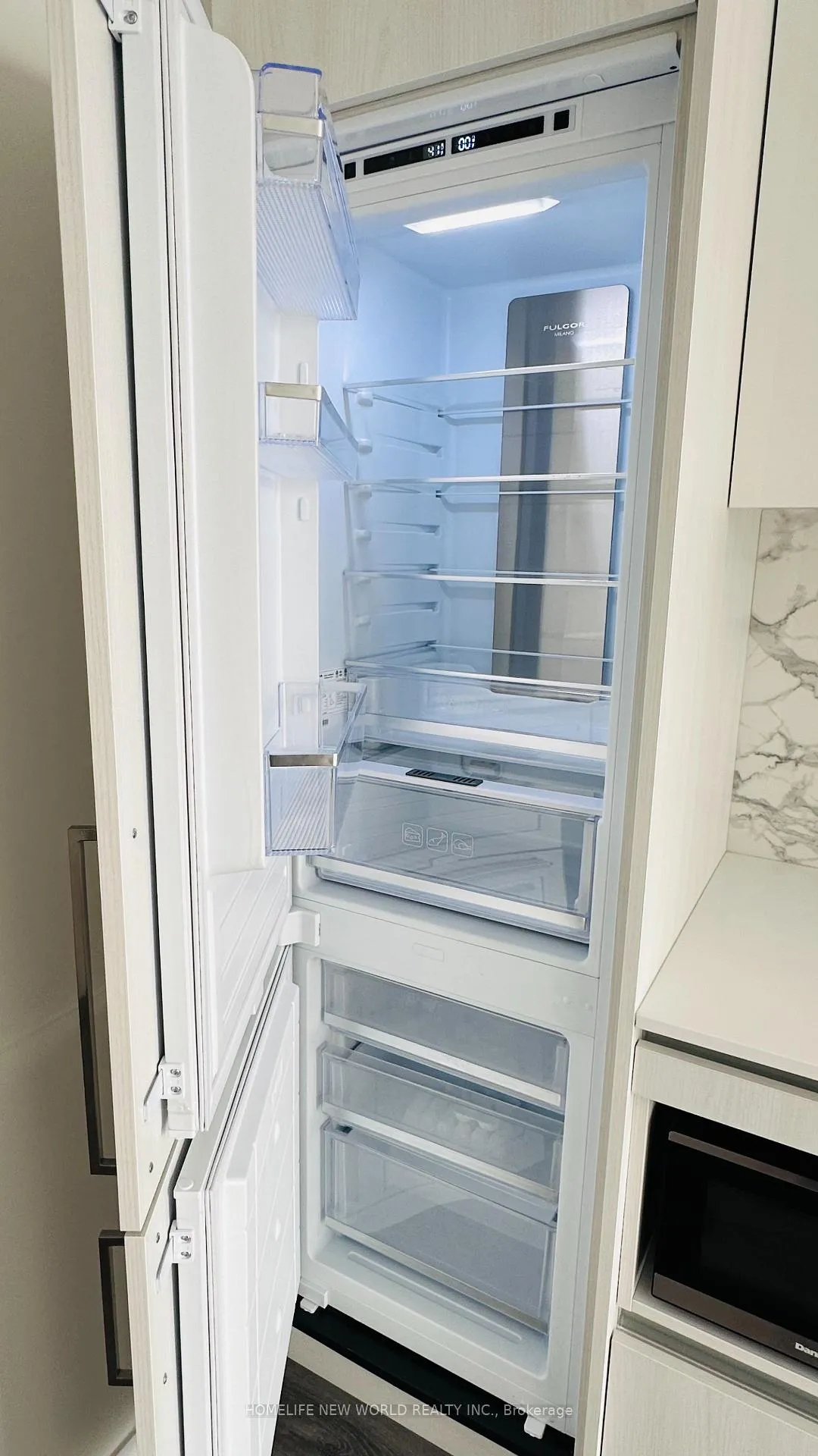Photo 17 of Unit 1607, 225 Commerce St Street, Vaughan, Vaughan Corporate Centre — HOMEH
