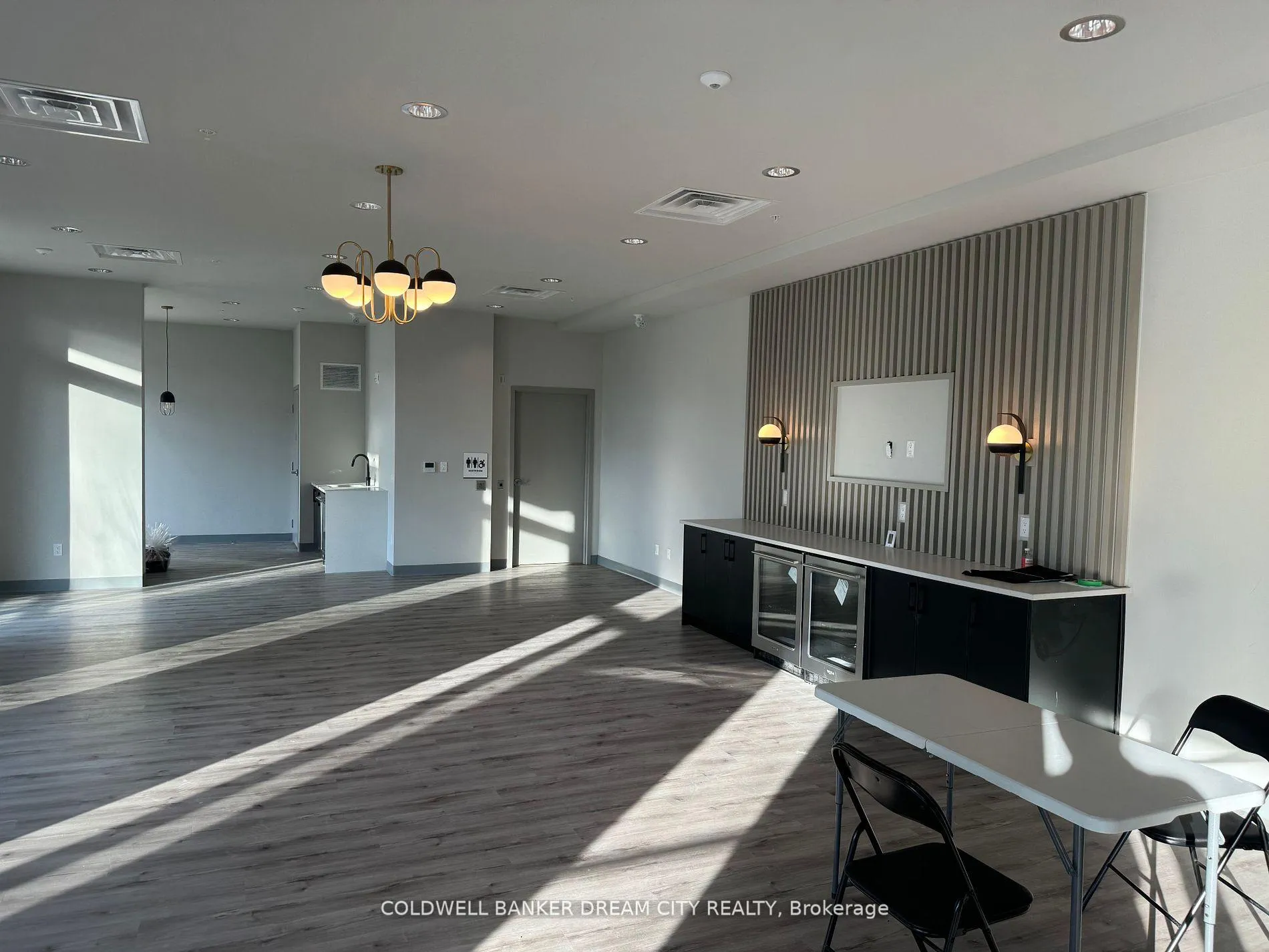 Photo 5 of Unit 0413, 107 Roger Street, Waterloo — HOMEH