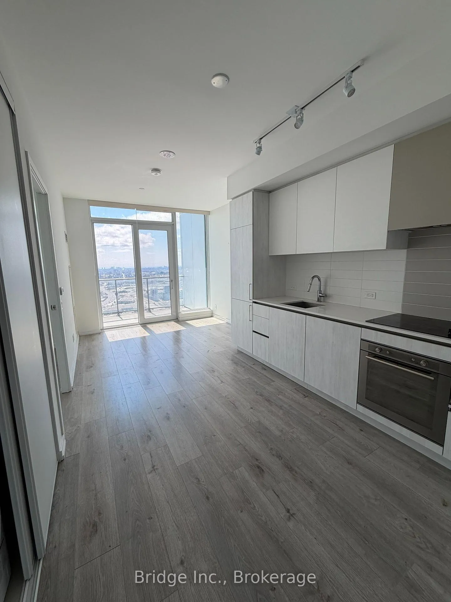 Photo 2 of Unit PH09, 1000 Portage Parkway, Vaughan, Vaughan Corporate Centre — HOMEH