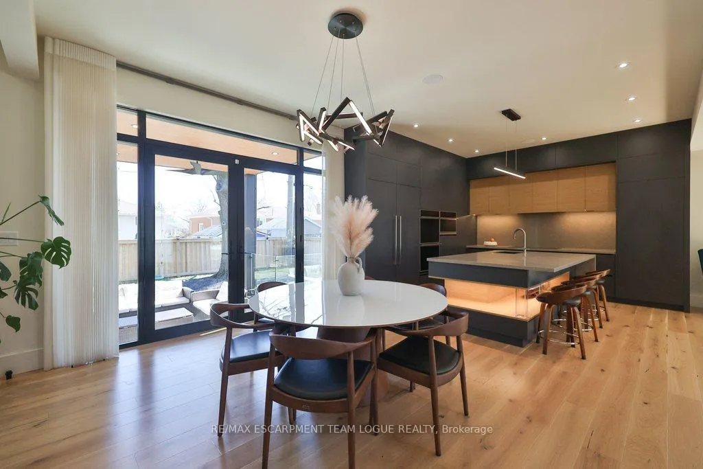 Photo 9 of 4482 Cosburn Crescent, Burlington, Shoreacres — HOMEH