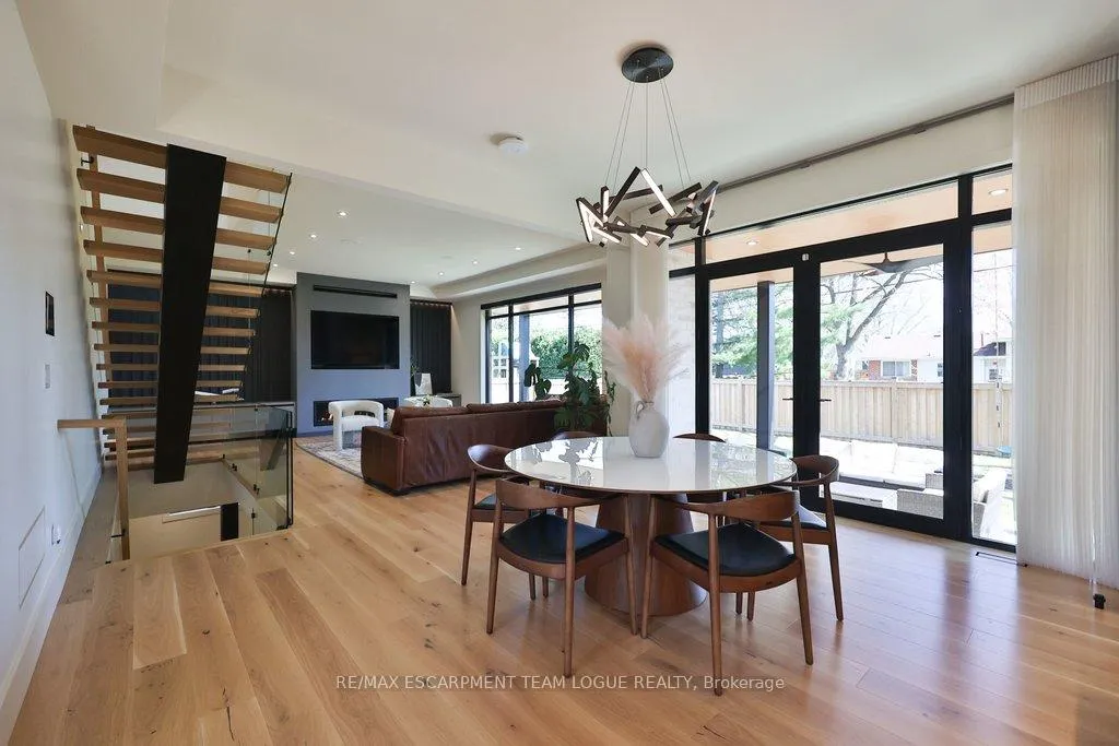 Photo 10 of 4482 Cosburn Crescent, Burlington, Shoreacres — HOMEH