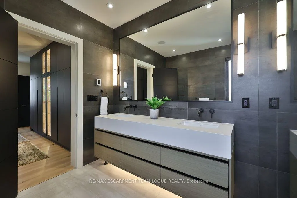 Photo 21 of 4482 Cosburn Crescent, Burlington, Shoreacres — HOMEH