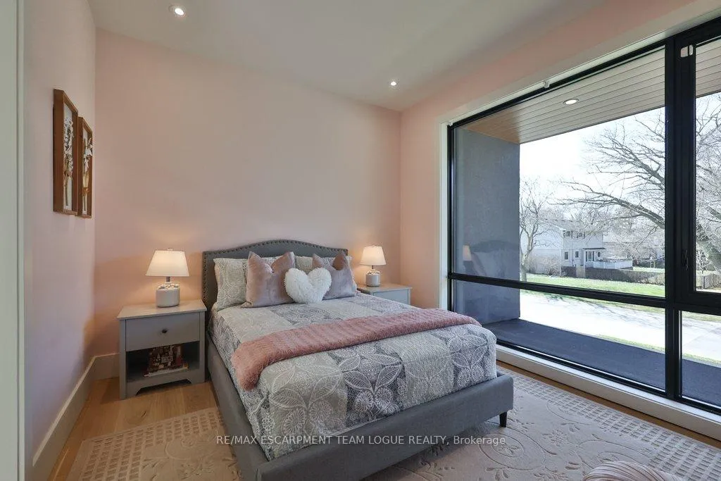 Photo 27 of 4482 Cosburn Crescent, Burlington, Shoreacres — HOMEH