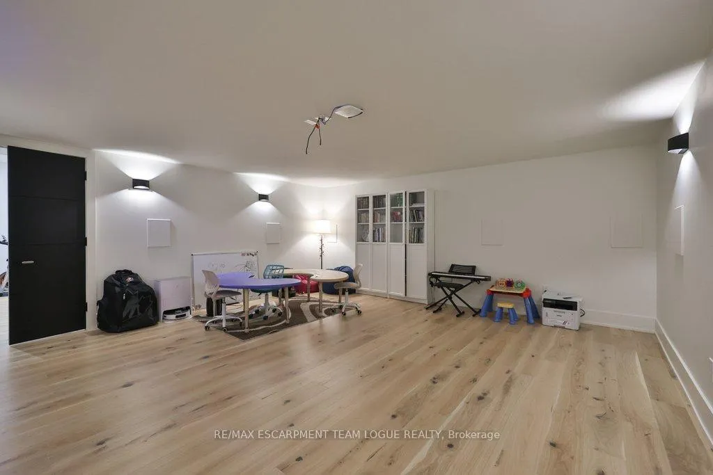 Photo 38 of 4482 Cosburn Crescent, Burlington, Shoreacres — HOMEH