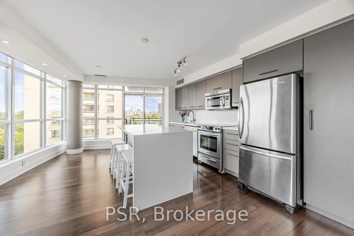 Photo 1 of Unit 708, 1048 Broadview Avenue, Toronto, Broadview North — HOMEH