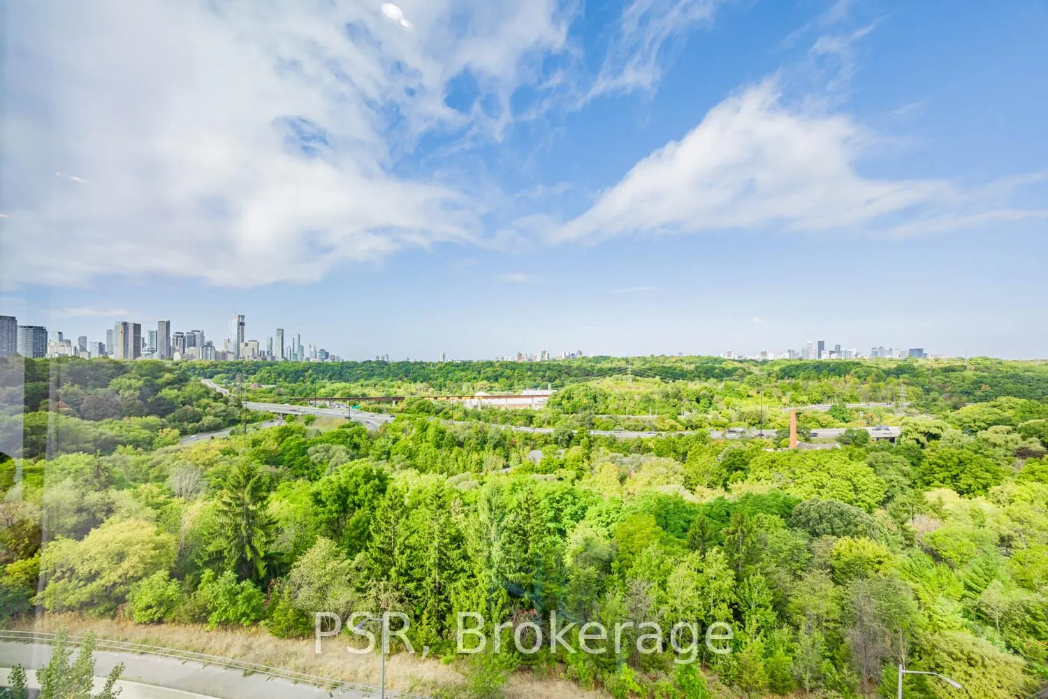 Photo 17 of Unit 708, 1048 Broadview Avenue, Toronto, Broadview North — HOMEH