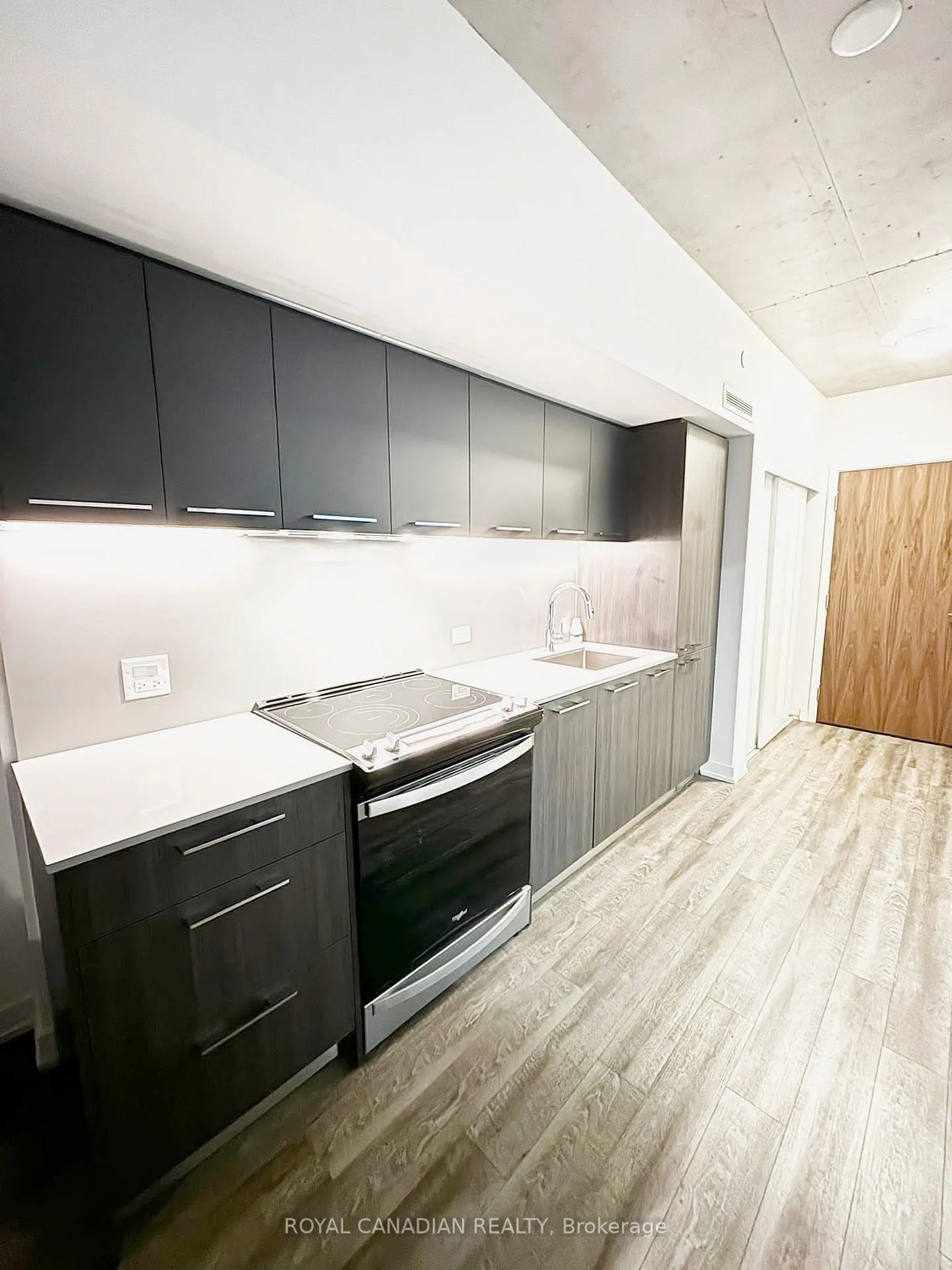 Photo 2 of Unit 403, 45 Baseball Place, Toronto, South Riverdale — HOMEH