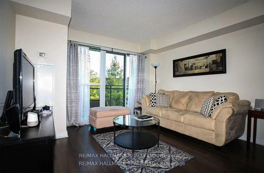 Photo 4 of Unit 318, 120 Dallimore Circle, North York, Banbury-Don Mills — HOMEH