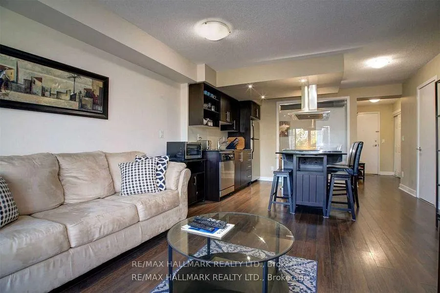 Photo 6 of Unit 318, 120 Dallimore Circle, North York, Banbury-Don Mills — HOMEH