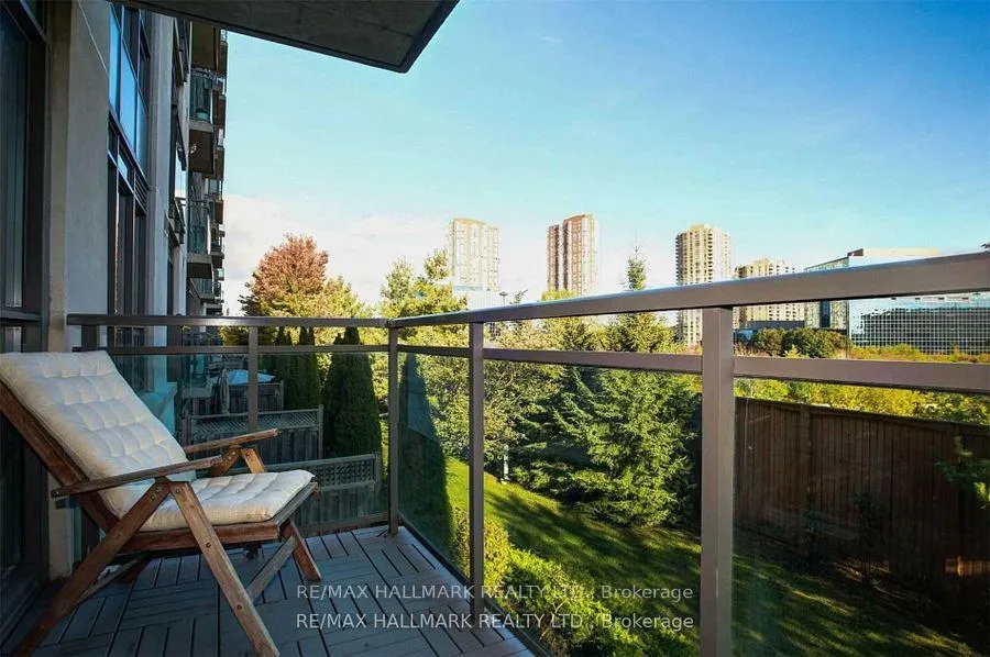 Photo 12 of Unit 318, 120 Dallimore Circle, North York, Banbury-Don Mills — HOMEH