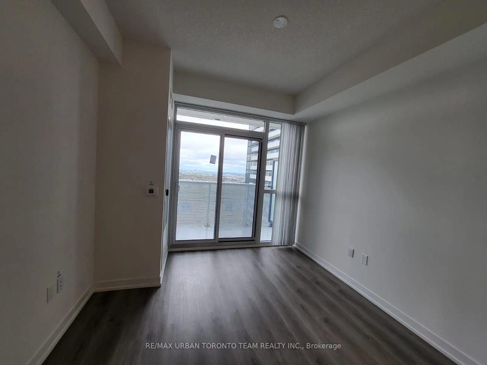 Photo 10 of Unit 3903, 225 Commerce Street, Vaughan, Vaughan Corporate Centre — HOMEH