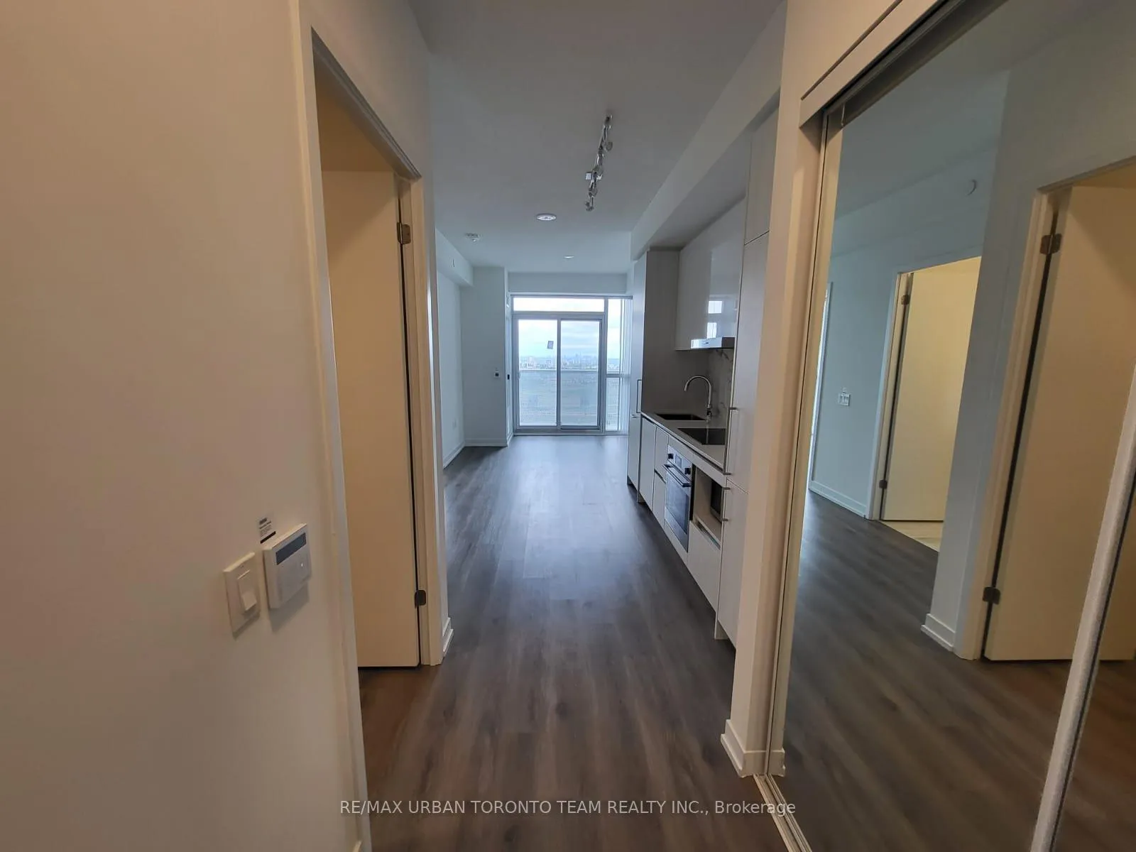Photo 18 of Unit 3903, 225 Commerce Street, Vaughan, Vaughan Corporate Centre — HOMEH
