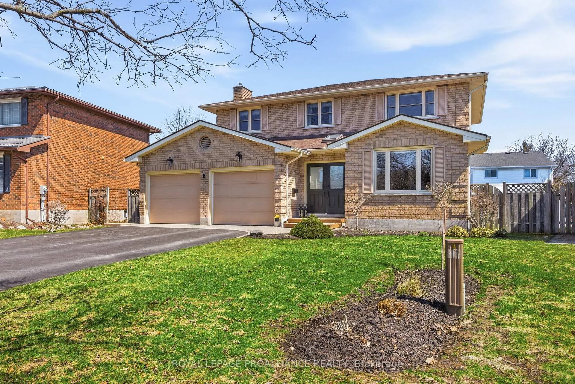 Photo 1 of 6 Thompson Court, Belleville, Belleville Ward — HOMEH