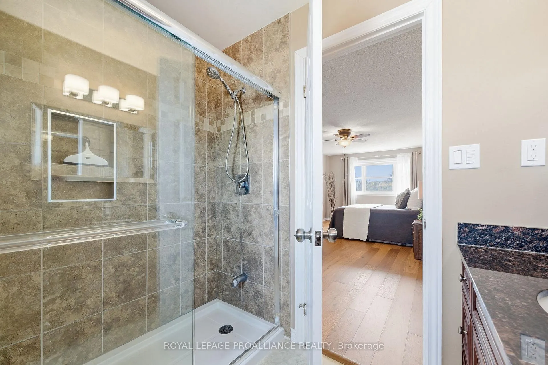 Photo 31 of 6 Thompson Court, Belleville, Belleville Ward — HOMEH
