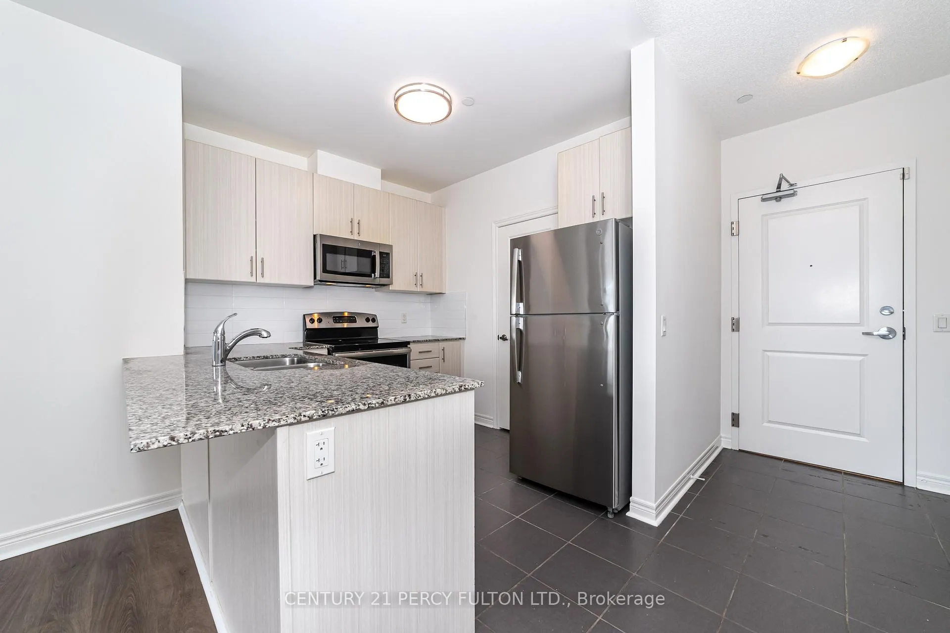 Photo 8 of Unit 406, 7768 Kennedy Road, Markham, Milliken Mills West — HOMEH