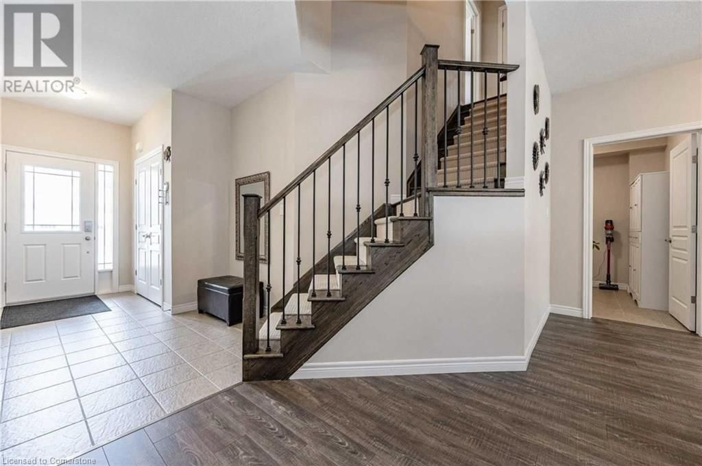 Photo 4 of Unit upper, 243 Greenwater Place, Kitchener, Pioneer Park/Doon/Wyldwoods — HOMEH