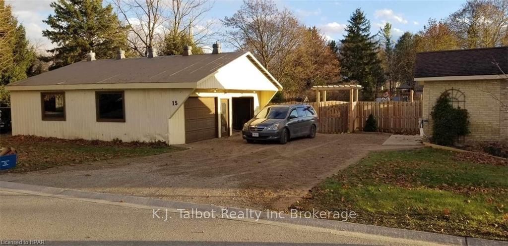 Photo 8 of 15 UNION St W, South Bruce — HOMEH