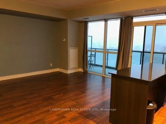Photo 4 of Unit 703, 35 Brian Peck Crescent, Toronto, Thorncliffe Park — HOMEH