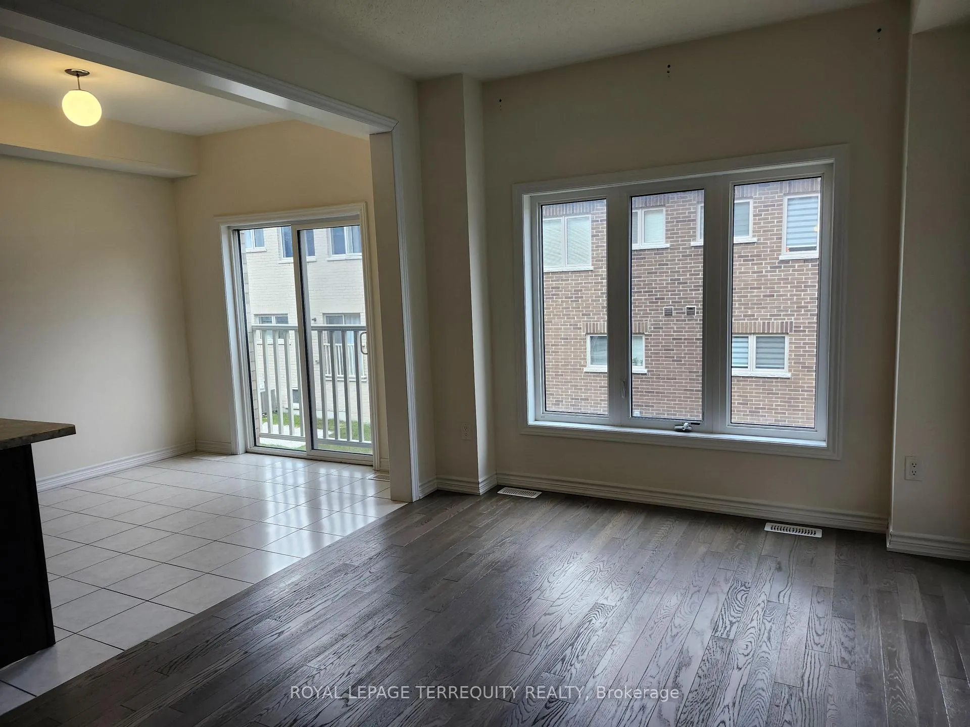 Photo 10 of 2521 Athena Path, Pickering, Rural Pickering — HOMEH