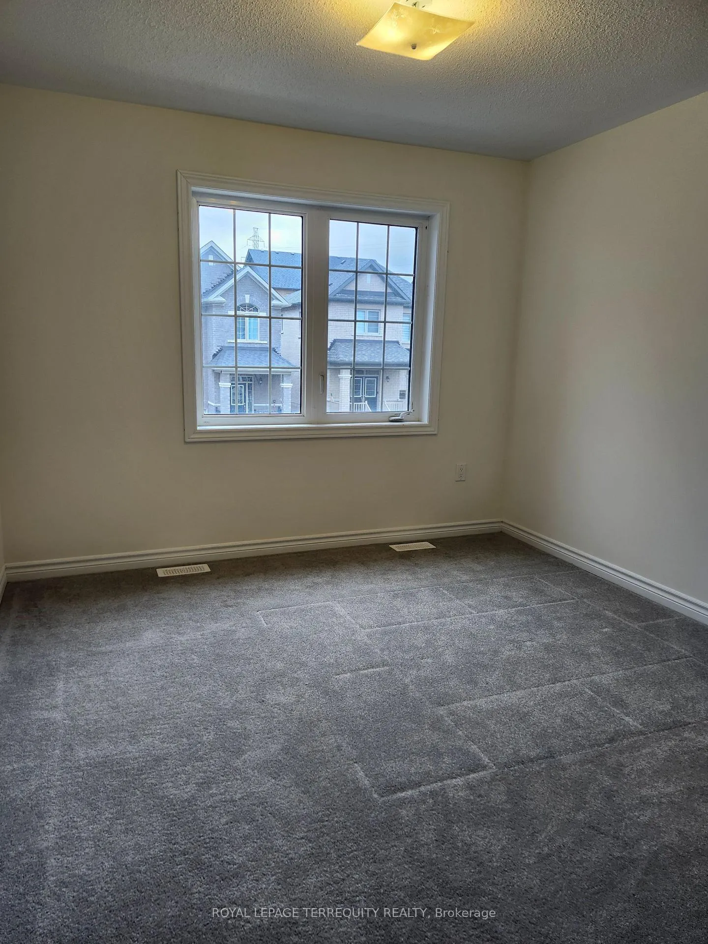 Photo 21 of 2521 Athena Path, Pickering, Rural Pickering — HOMEH