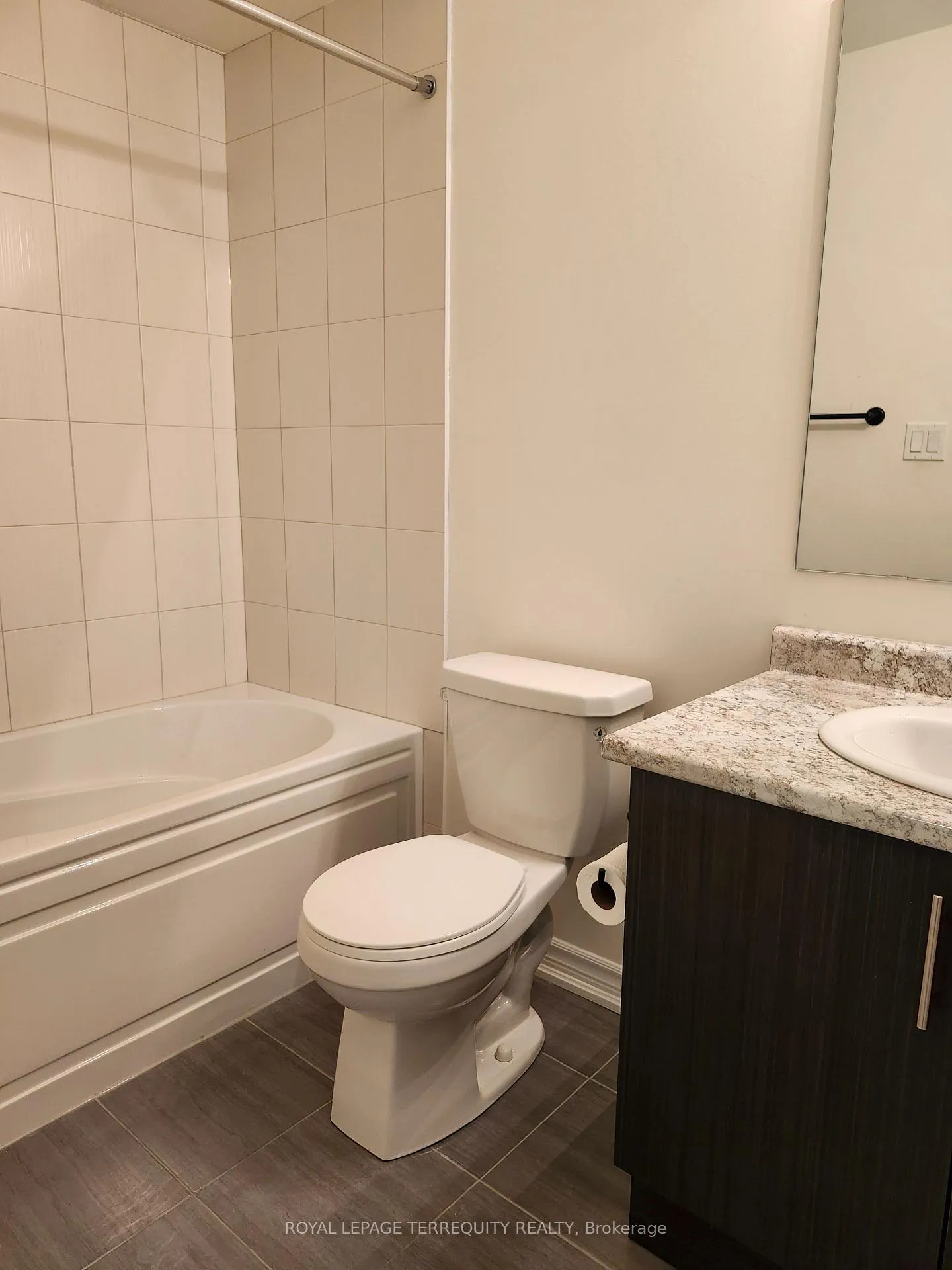 Photo 29 of 2521 Athena Path, Pickering, Rural Pickering — HOMEH