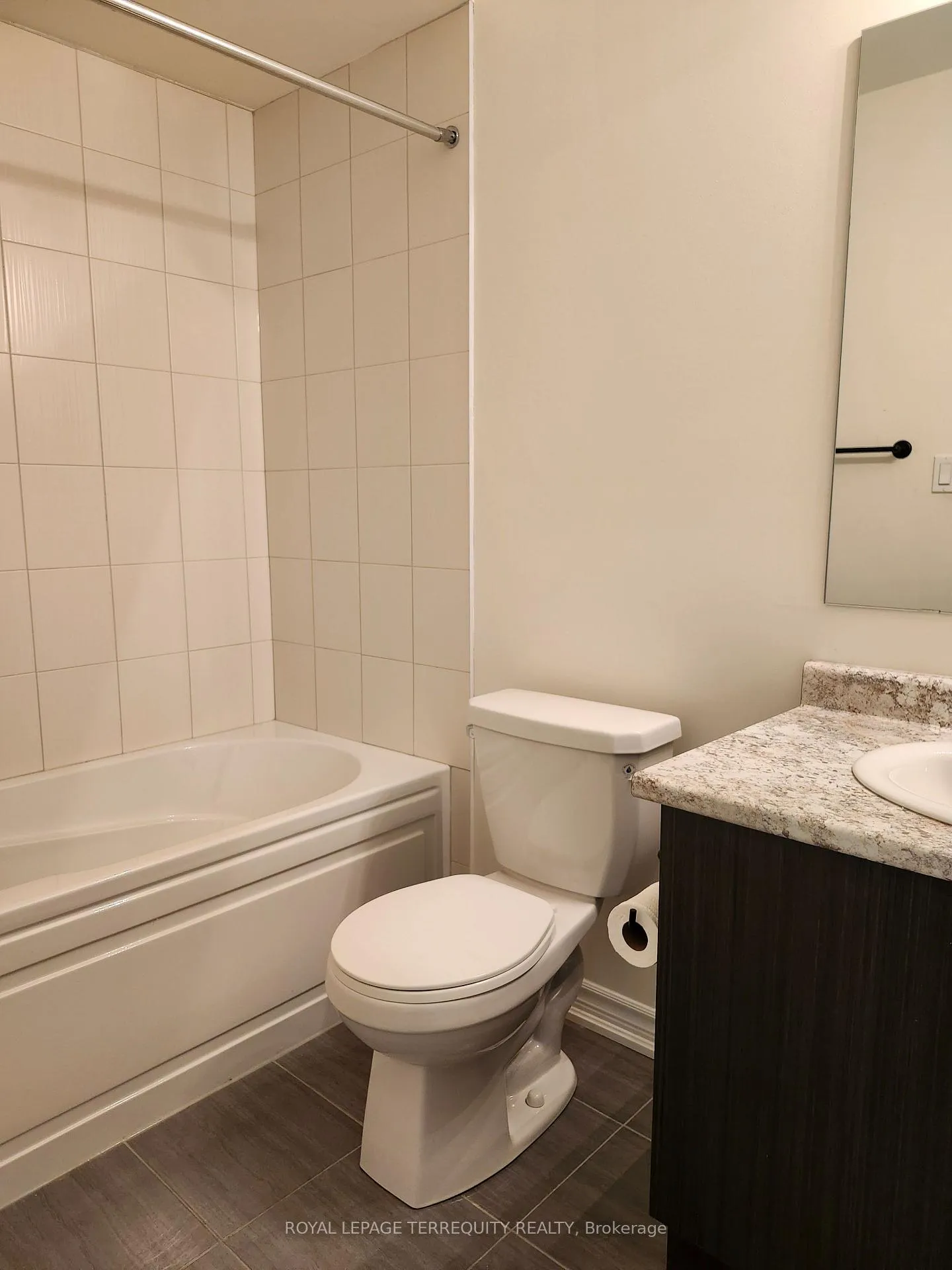 Photo 30 of 2521 Athena Path, Pickering, Rural Pickering — HOMEH