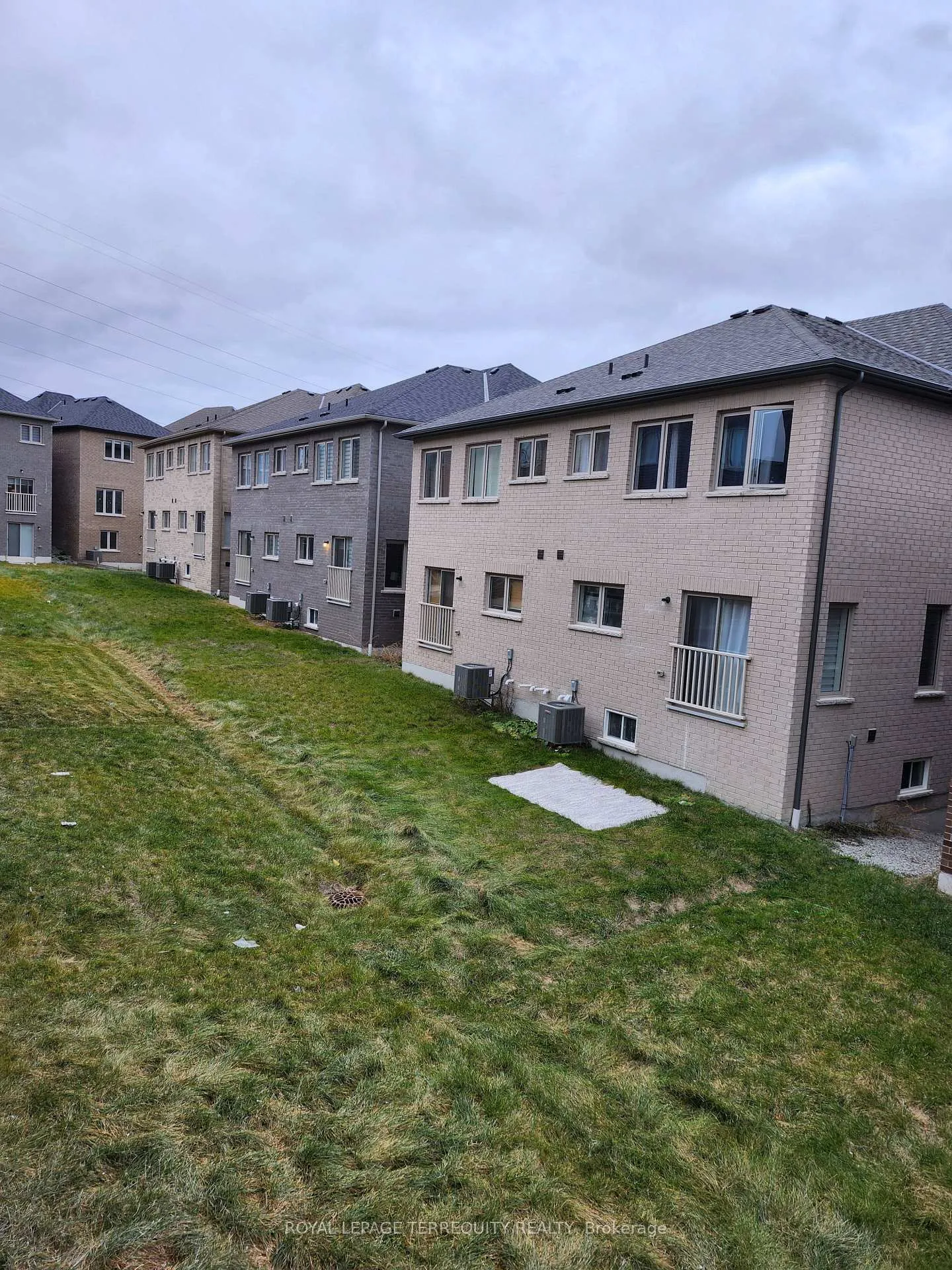 Photo 34 of 2521 Athena Path, Pickering, Rural Pickering — HOMEH