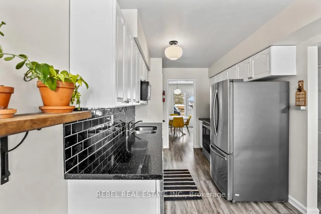 Photo 8 of 53 Deacon Lane, Ajax, South East — HOMEH
