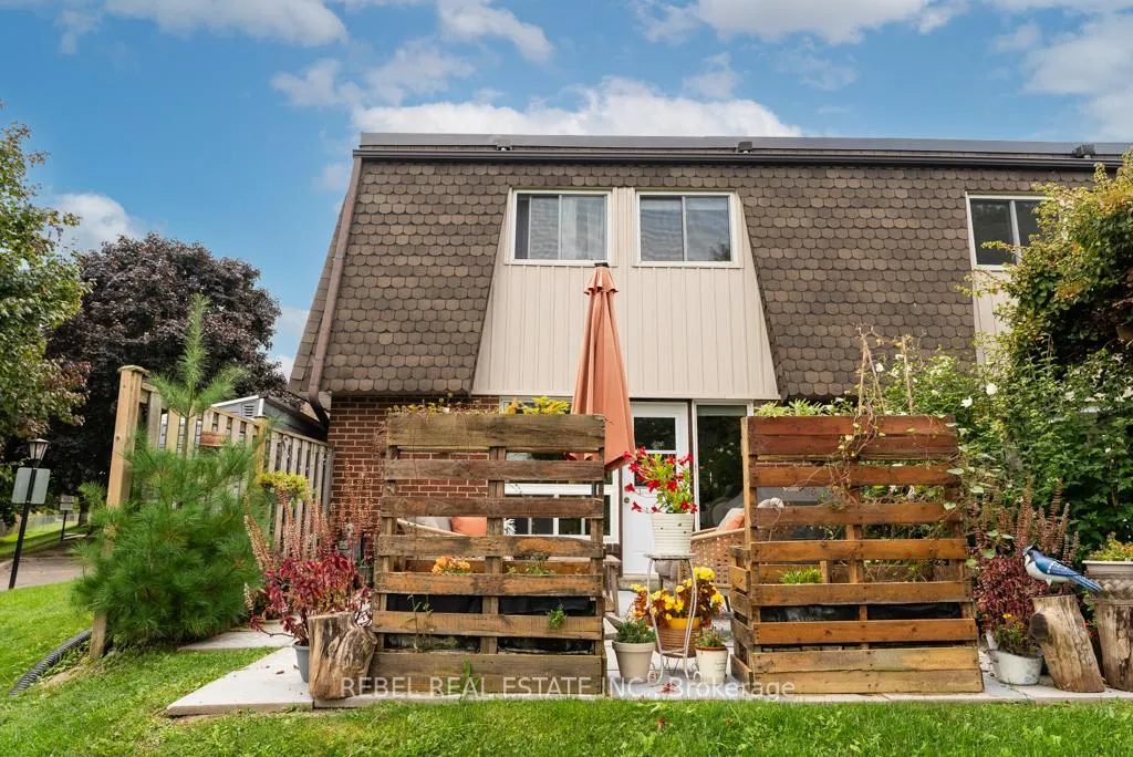Photo 35 of 53 Deacon Lane, Ajax, South East — HOMEH