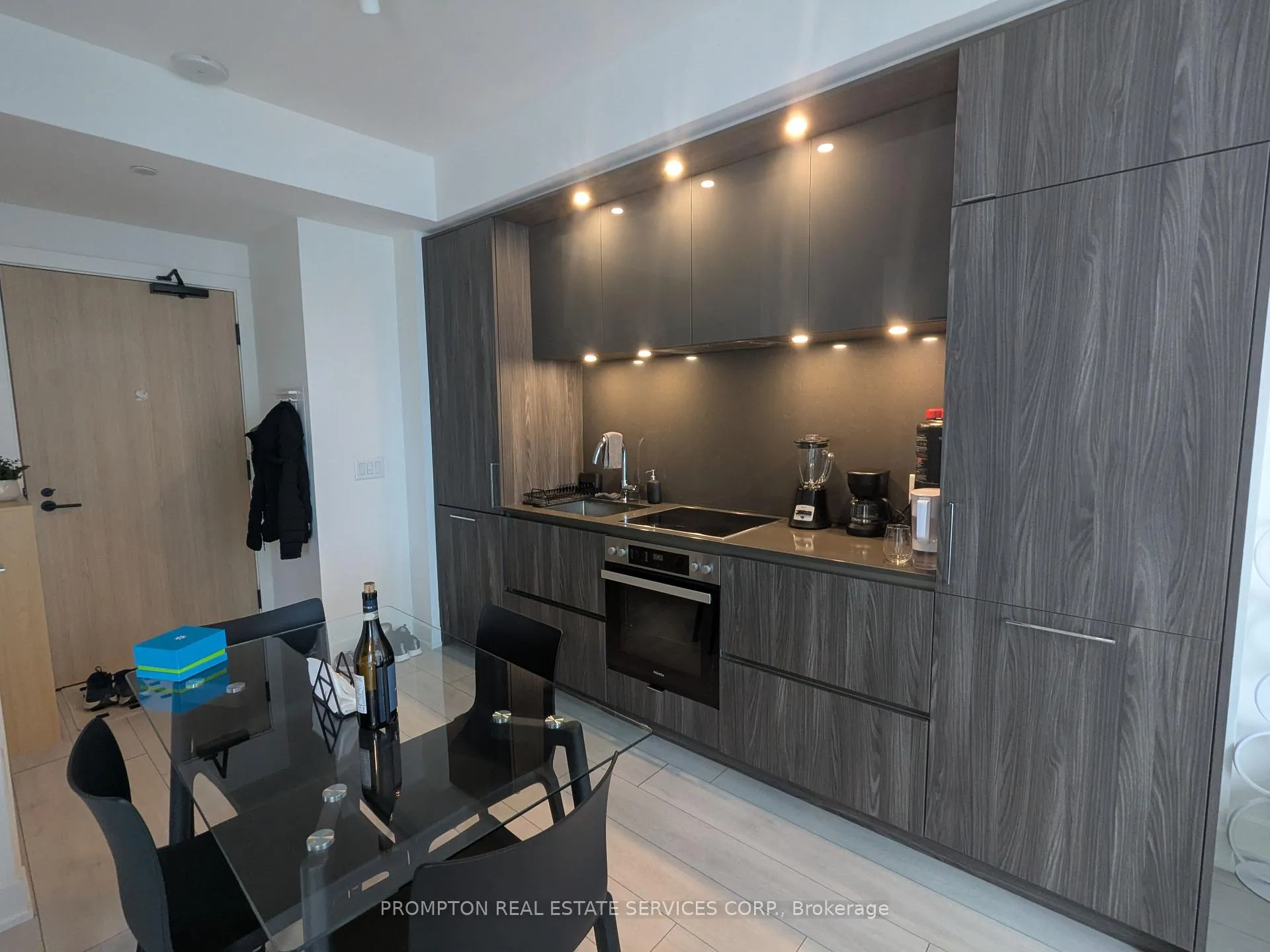 Photo 2 of Unit 3813, 35 Mercer Street, Toronto, Waterfront Communities — HOMEH