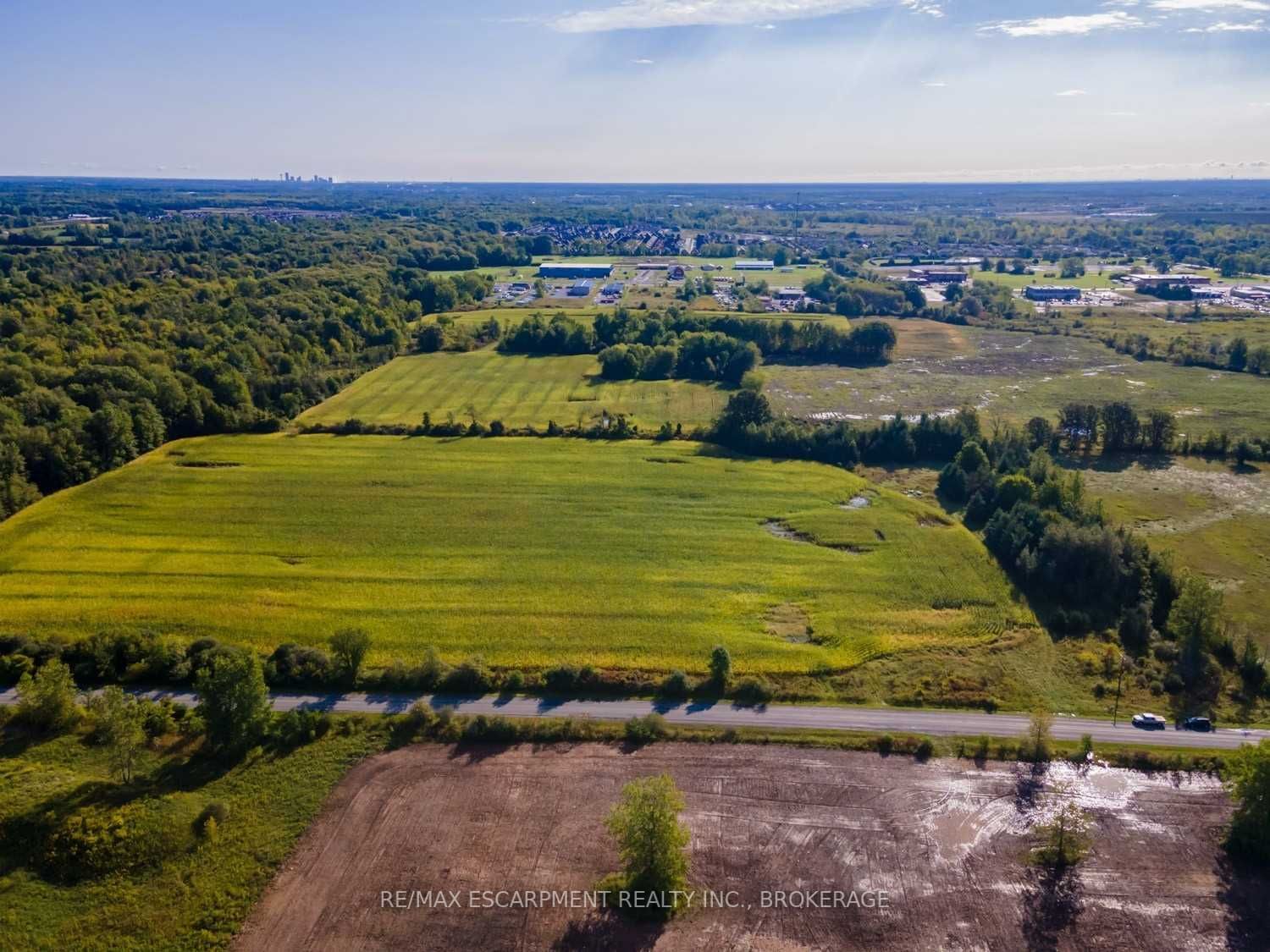 Photo 3 of 227 Es Cataract Rd, Markham — HOMEH