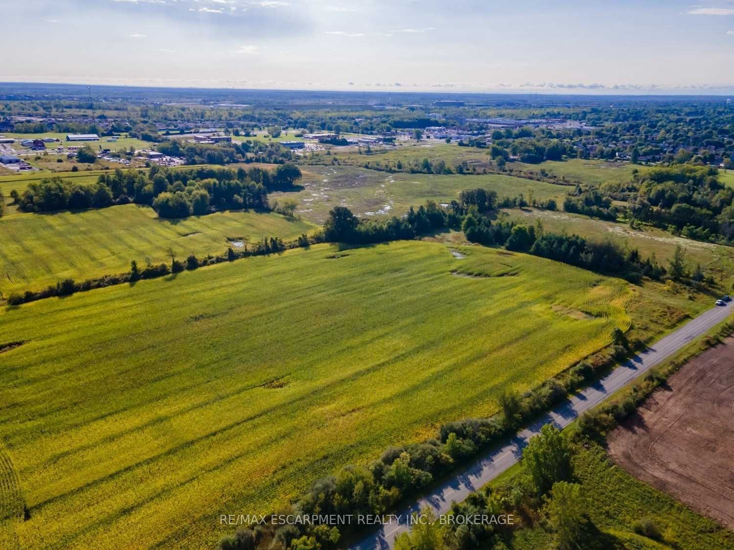 Photo 5 of 227 Es Cataract Rd, Markham — HOMEH