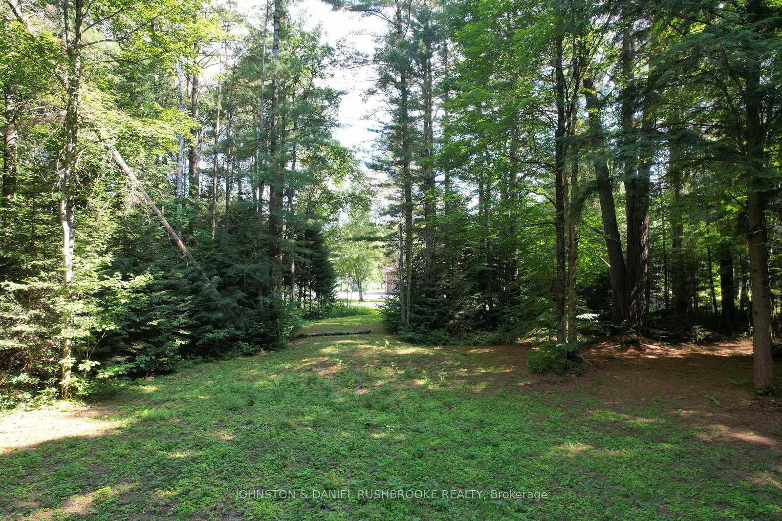 Photo 4 of 1195 Vankoughnet Rd, Bracebridge, Oakley — HOMEH