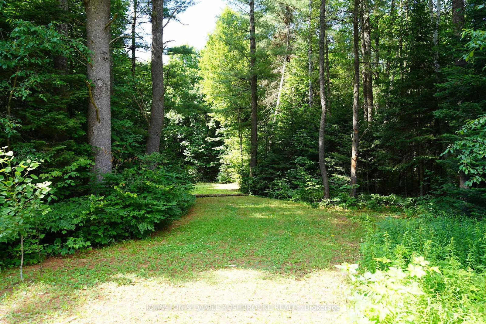 Photo 10 of 1195 Vankoughnet Rd, Bracebridge, Oakley — HOMEH