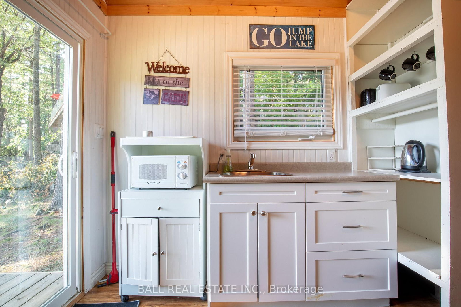 Photo 4 of 1088 Duck Pond Lane, Douro-Dummer, Rural Douro-Dummer — HOMEH
