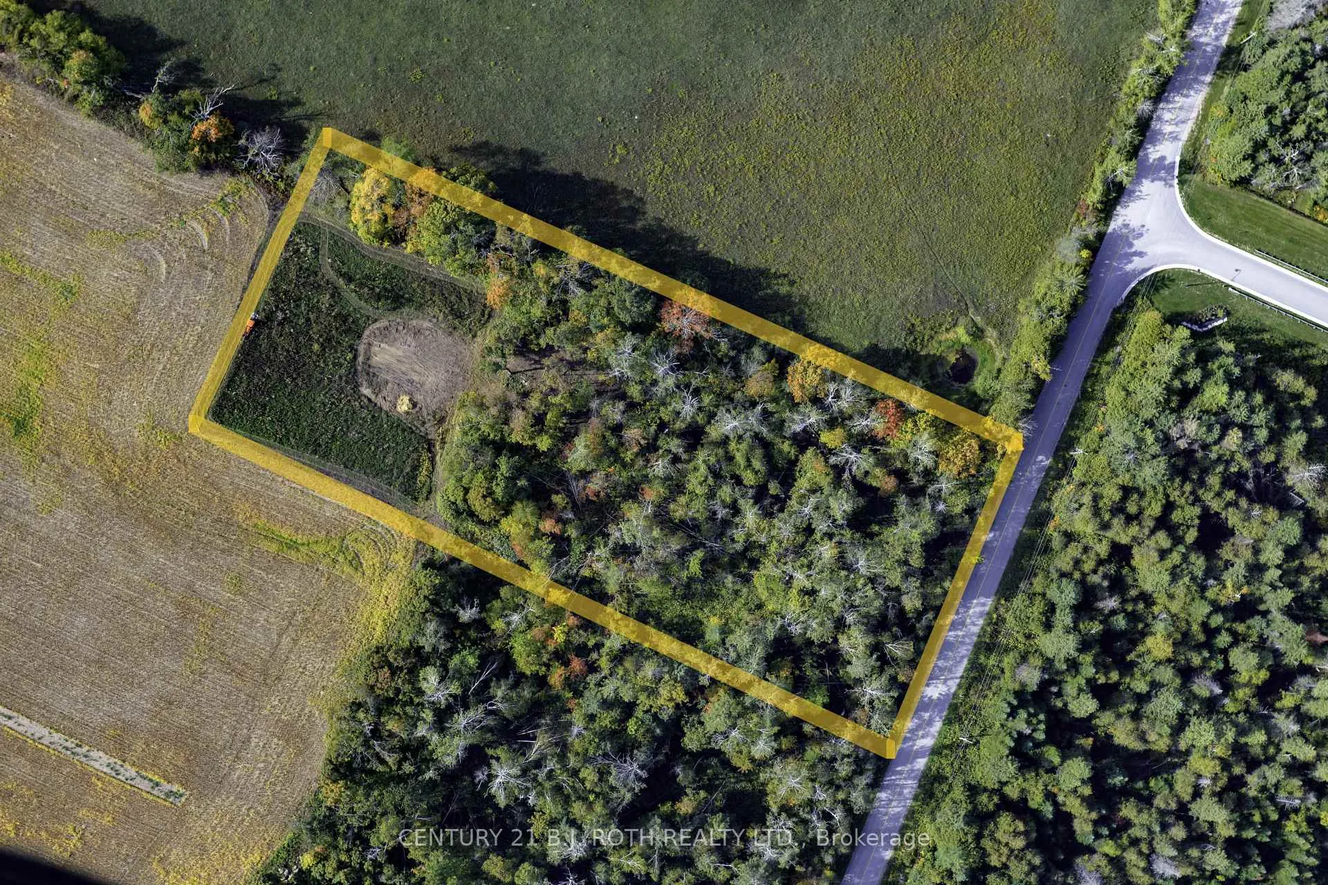 Photo 1 of 2960 8 Line, Oro-Medonte, Rural Oro-Medonte — HOMEH