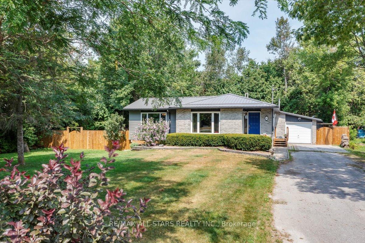Photo 37 of 63 Brook Crescent, Georgina, Pefferlaw — HOMEH