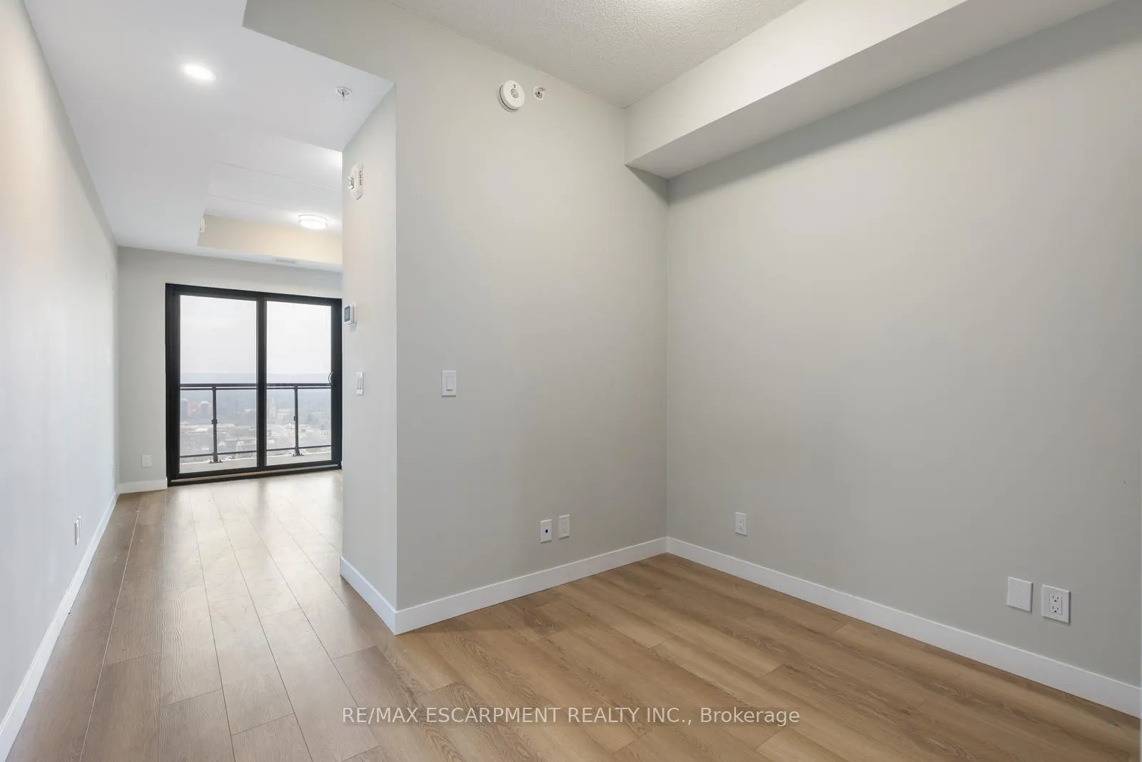 Photo 5 of Unit 2204, 15 Queen Street, Hamilton, Central — HOMEH