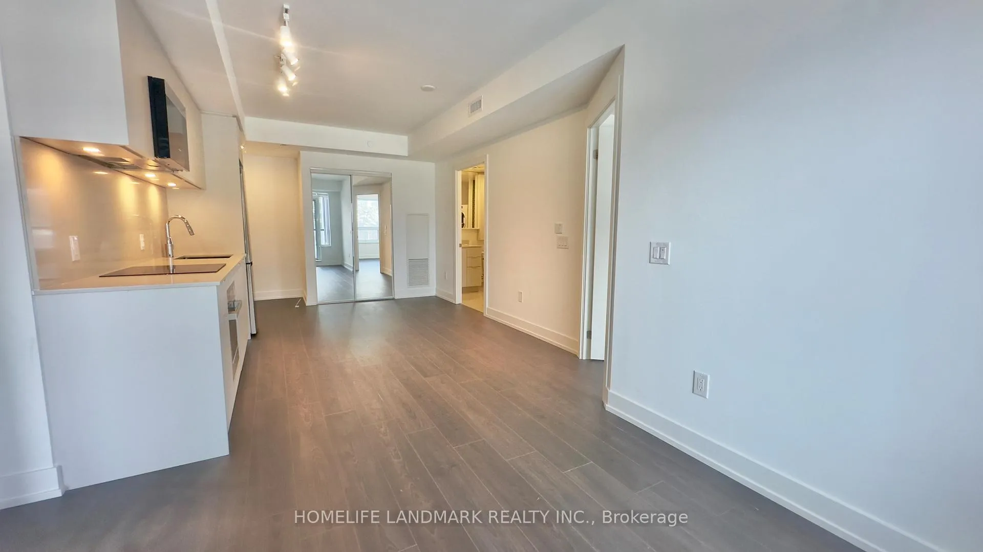 Photo 11 of Unit 618, 9 Clegg Road, Markham, Unionville — HOMEH