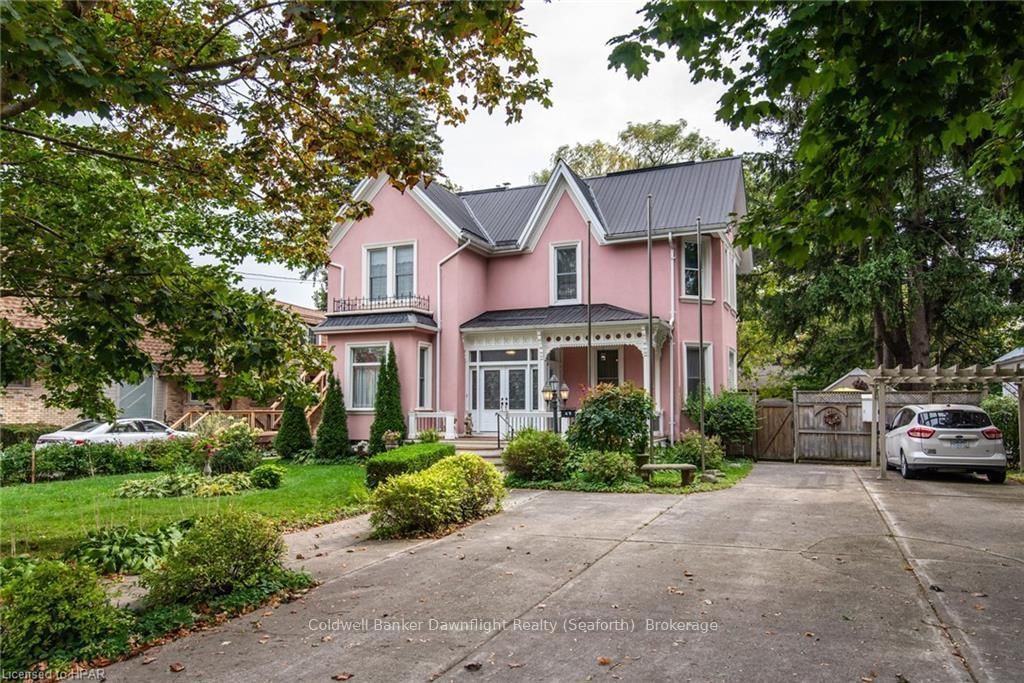 Photo 1 of 49 WILLIAM St N, Central Huron, Clinton — HOMEH