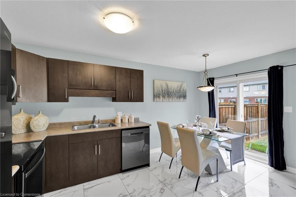 Photo 10 of 75 Heron Street, Niagara Falls, Coyle Creek — HOMEH