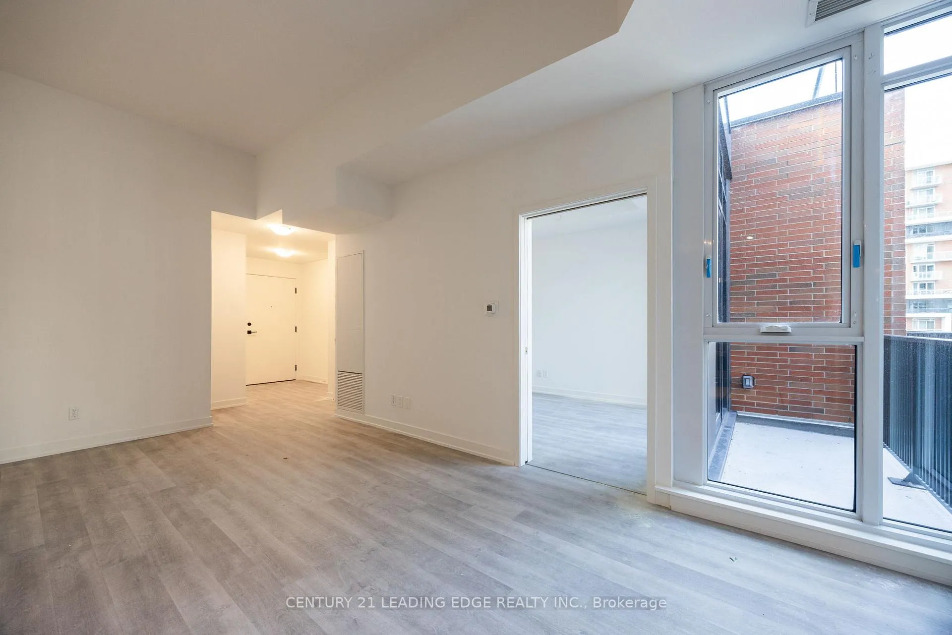 Photo 8 of Unit 922, 38 Simcoe Promenade, Markham, Unionville — HOMEH