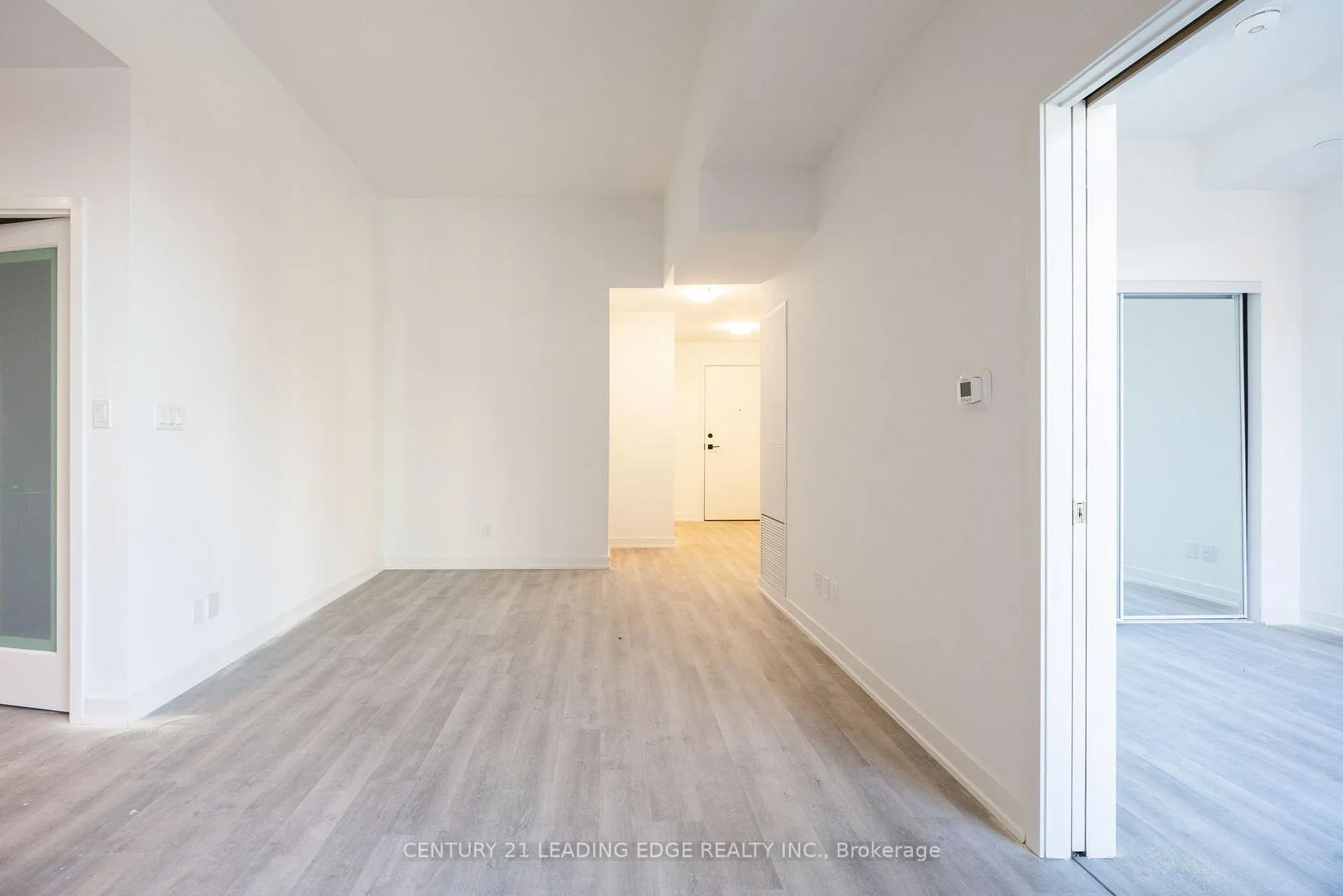 Photo 9 of Unit 922, 38 Simcoe Promenade, Markham, Unionville — HOMEH