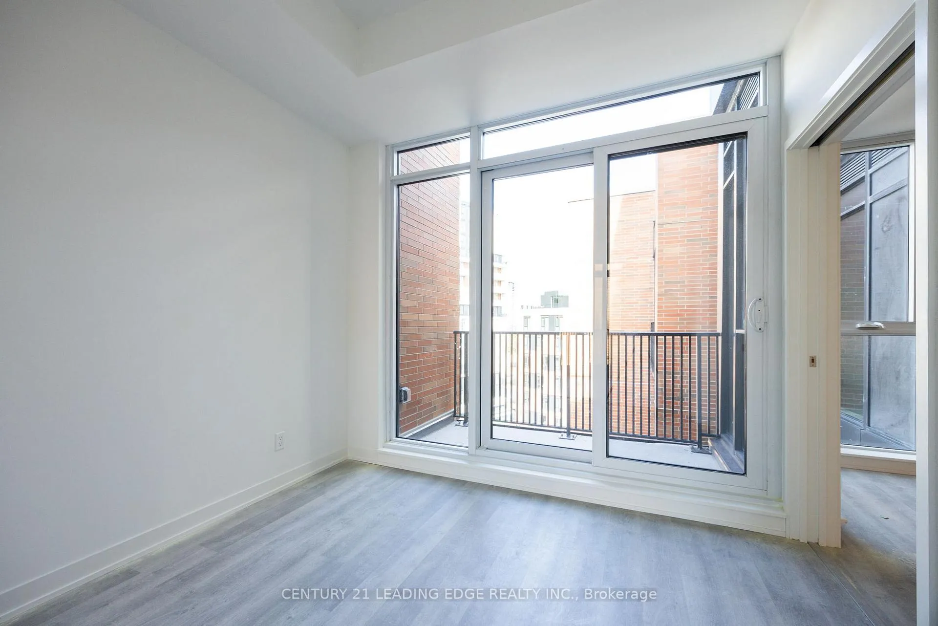 Photo 13 of Unit 922, 38 Simcoe Promenade, Markham, Unionville — HOMEH