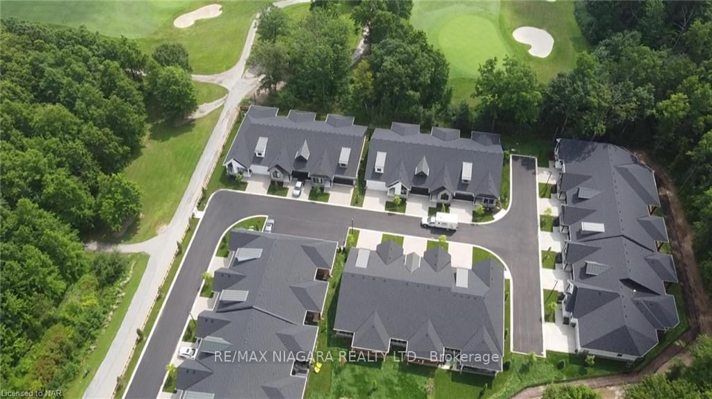 Photo 7 of Unit 2, 3318 WEINBRENNER Rd, Niagara Falls, Chippawa — HOMEH