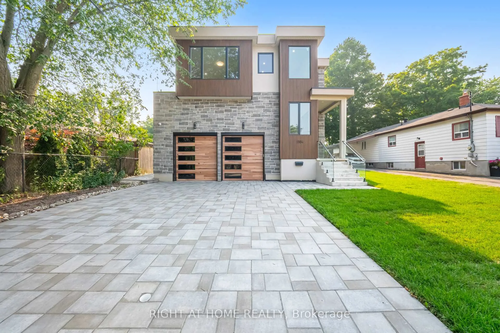 Photo 2 of 1984 Guild Road, Pickering, Village East — HOMEH