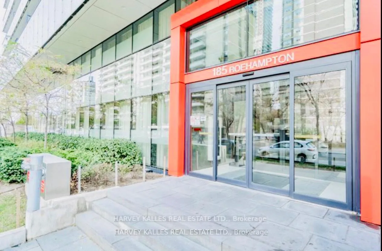 Front of Unit 3201, 185 Roehampton Avenue