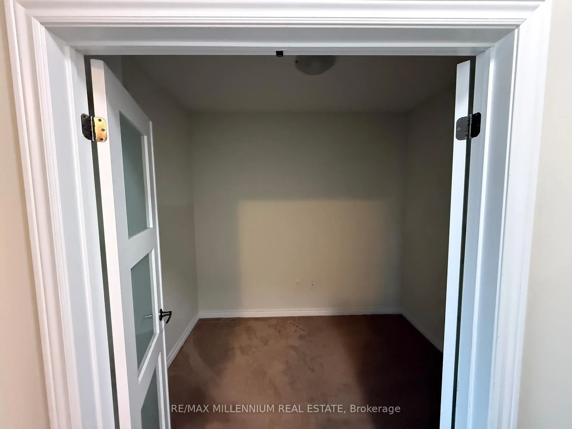 Photo 4 of Unit 421, 39 New Delhi Drive, Markham, Cedarwood — HOMEH