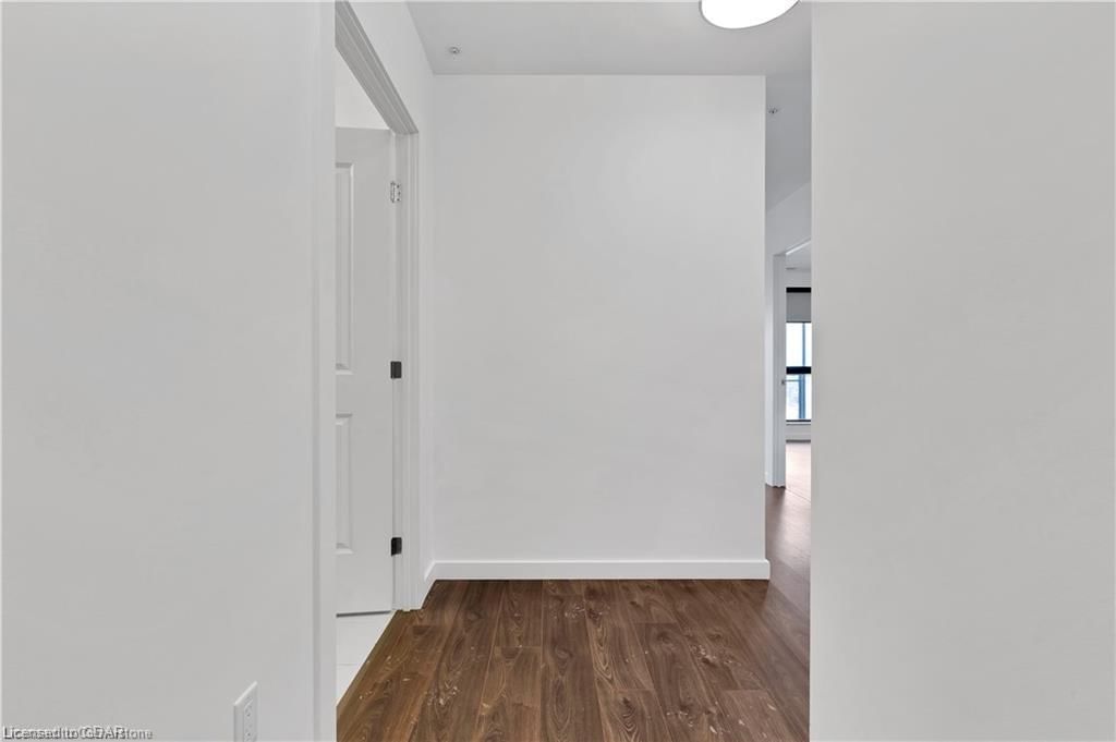 Photo 3 of Unit 811, 181 King Street S, Waterloo, Uptown Waterloo/Westmount — HOMEH